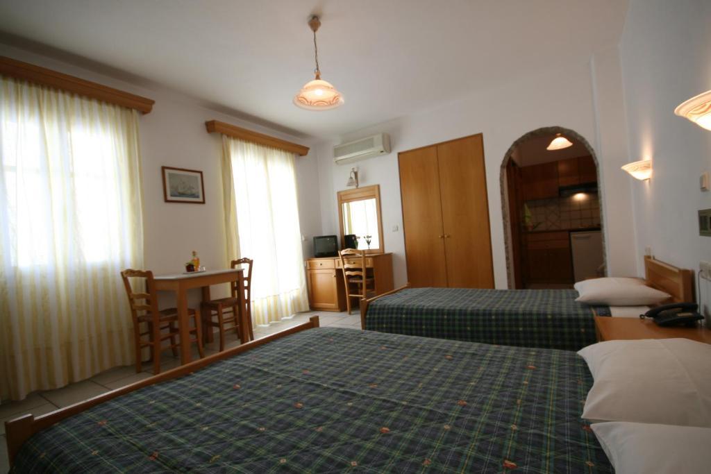 Aegeon Hotel Naxos City Ruang foto